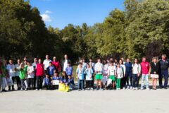 Ученици от Севлиево премериха умения за безопасност в парка
